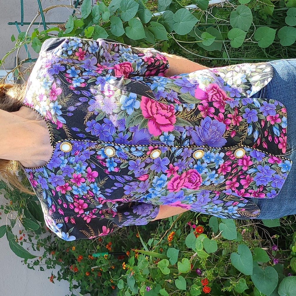 Brandywine Brand Cotton and Rayon Blend Blouse.